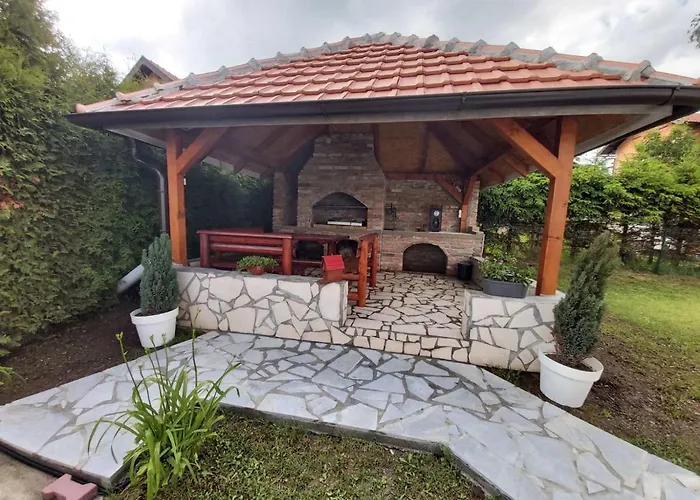 公寓 Jasmina 兹拉蒂博尔