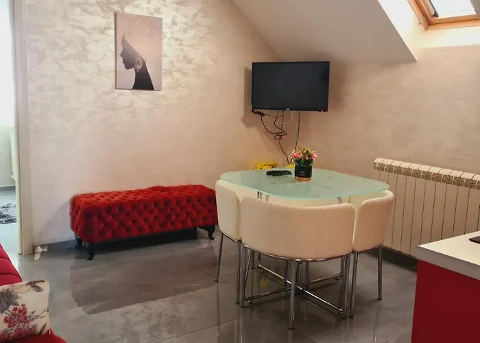 Jasmina * 兹拉蒂博尔