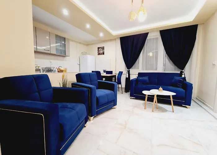 Jasmina 兹拉蒂博尔